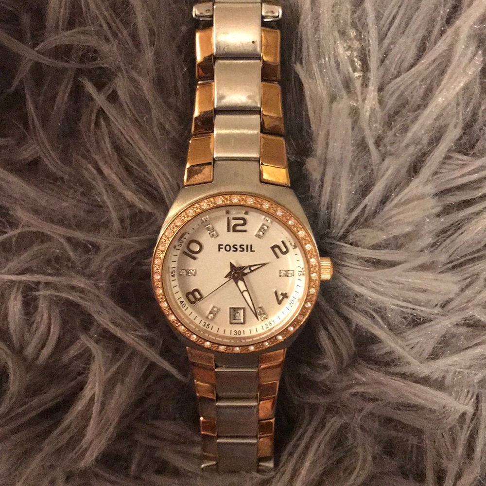 Women’s fossil watch